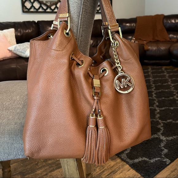 Michael Kors bag - Picture 3 of 11